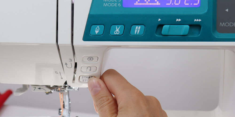 Automatyczne obcinanie nici w Janome 5270QDC