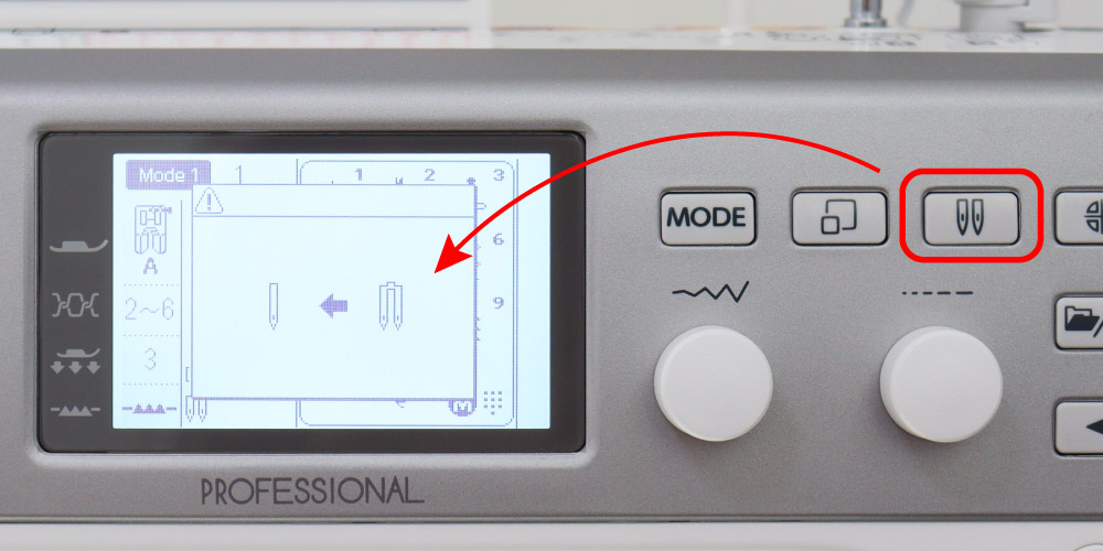 Podwójna igłą w maszynie Janome MC6700P